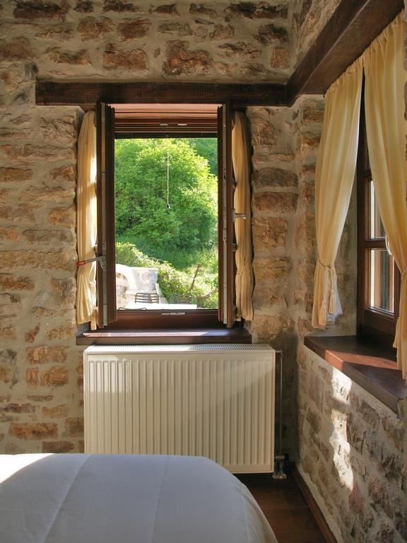 Oihalia Guesthouse Fidhákia Rum bild